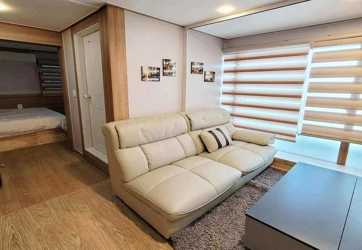 J Honor Apartment Seoul